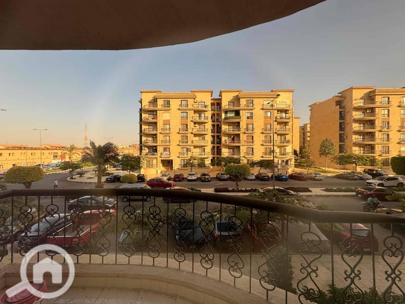 14 8d302e0f-606a-4de1-830b-53177a825144. jpg