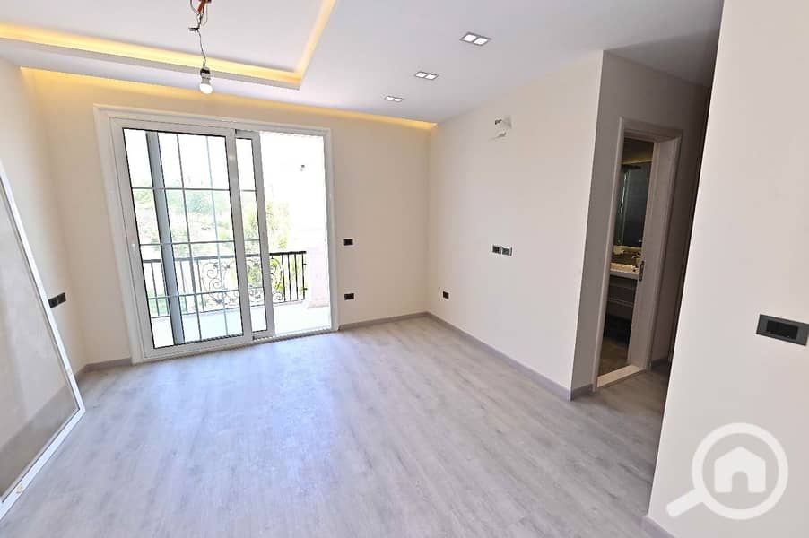 3 WhatsApp Image 2025-11-18 at 2.00. 43 PM (2). jpeg