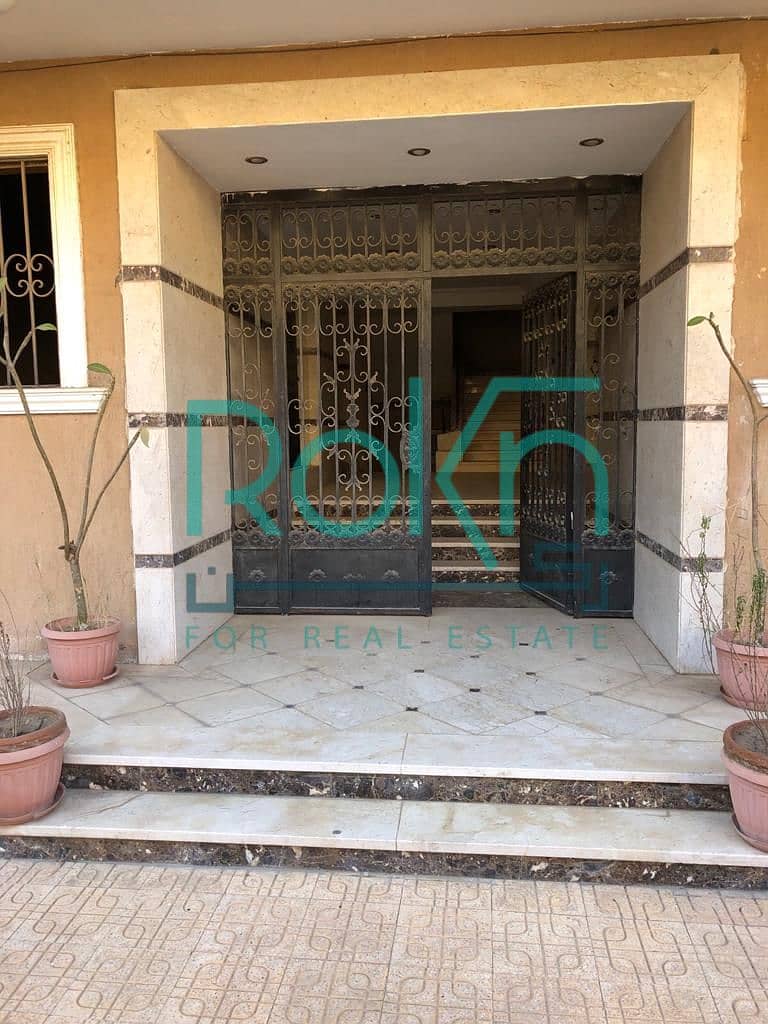 5bdd8bae-8f60-4c9d-98df-4b7a7b9de05f. jpg