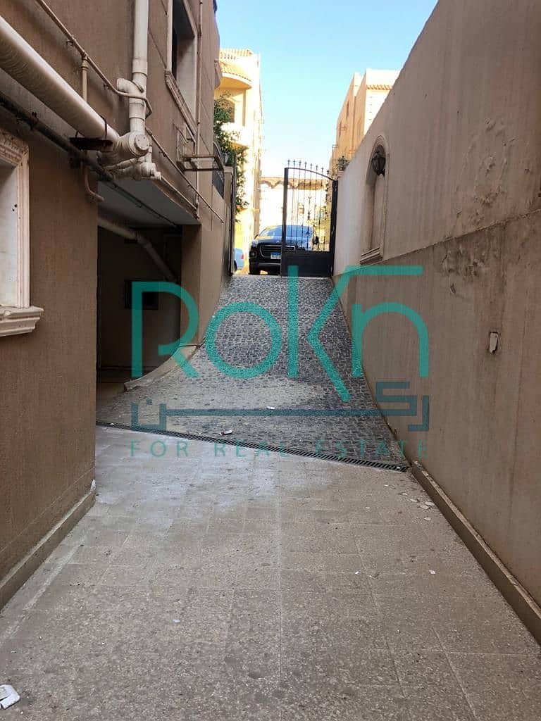 5 90d589aa-3d0f-45f9-90c7-287670a7a0f4. jpg