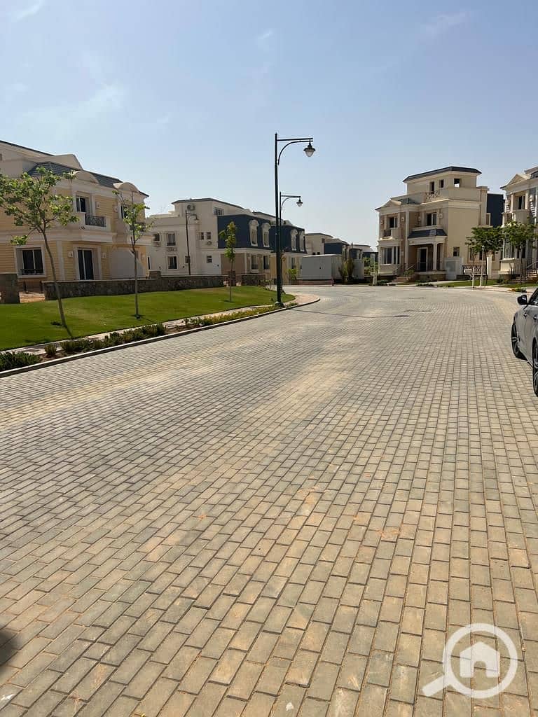 2 WhatsApp Image 2025-11-17 at 2.41. 45 PM (1). jpeg