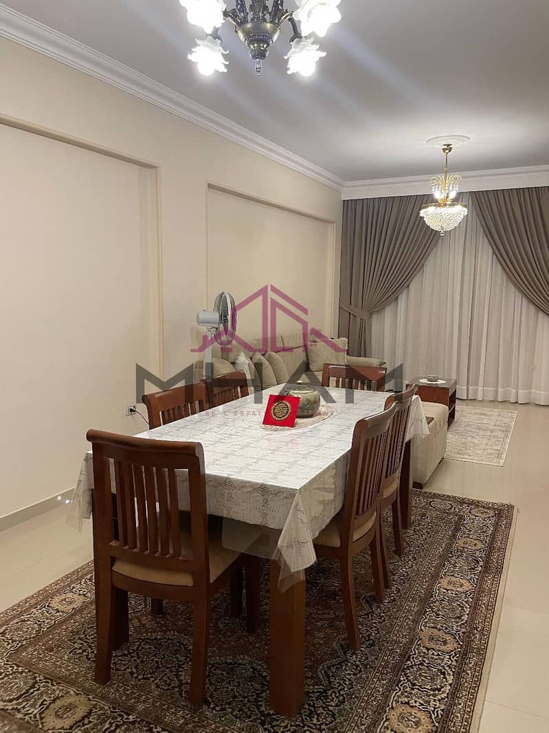 3 photo_5825748453127031815_y. jpg