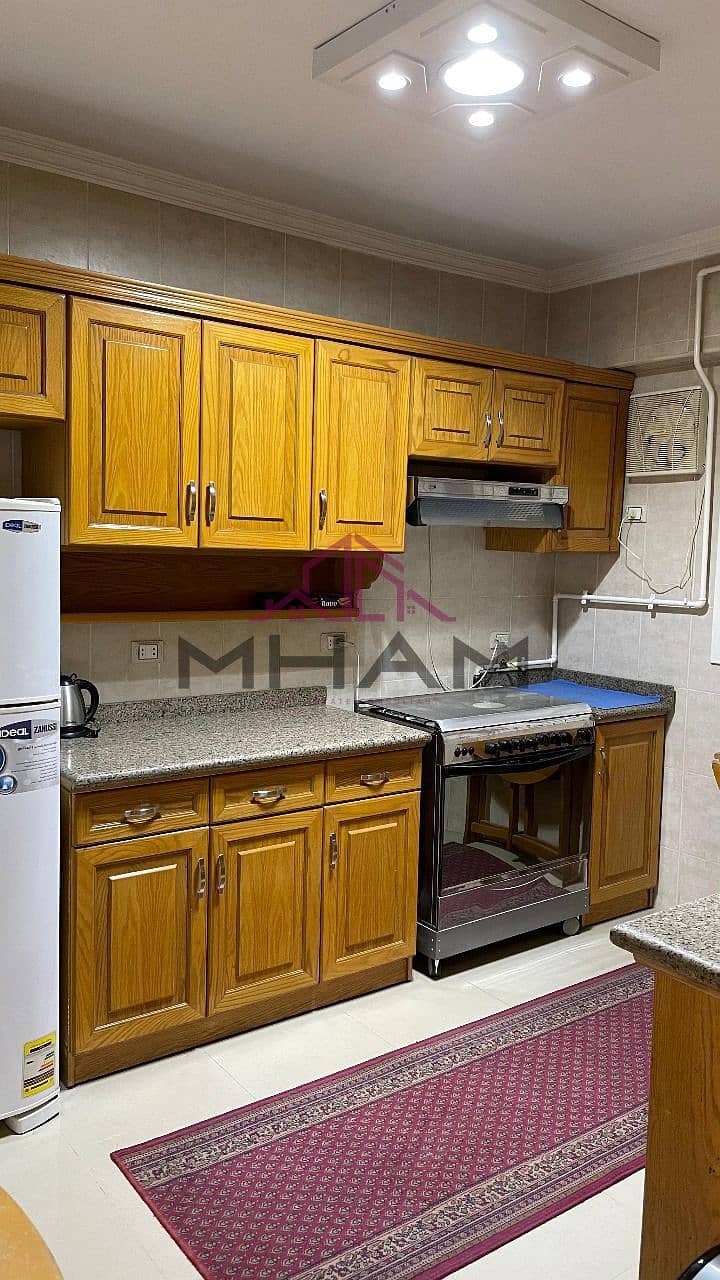 6 photo_5825748453127031812_y. jpg