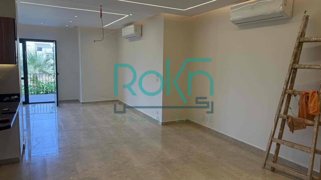 4 82da7cfa-d860-4e5b-9852-aa012b4f7000. jpg