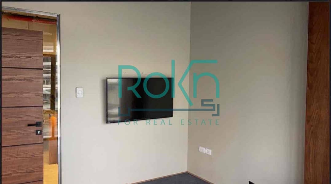 9 4903bf8c-c956-449e-b3ce-40e8a8ce6cfa. jpg