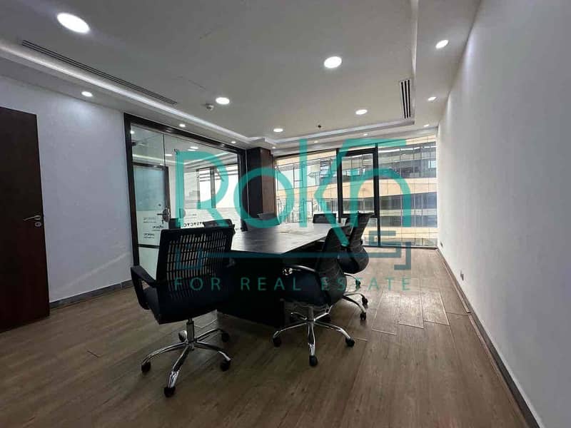 7 8d144b0a-dc20-4241-954b-a95a7c4559c9. jpg