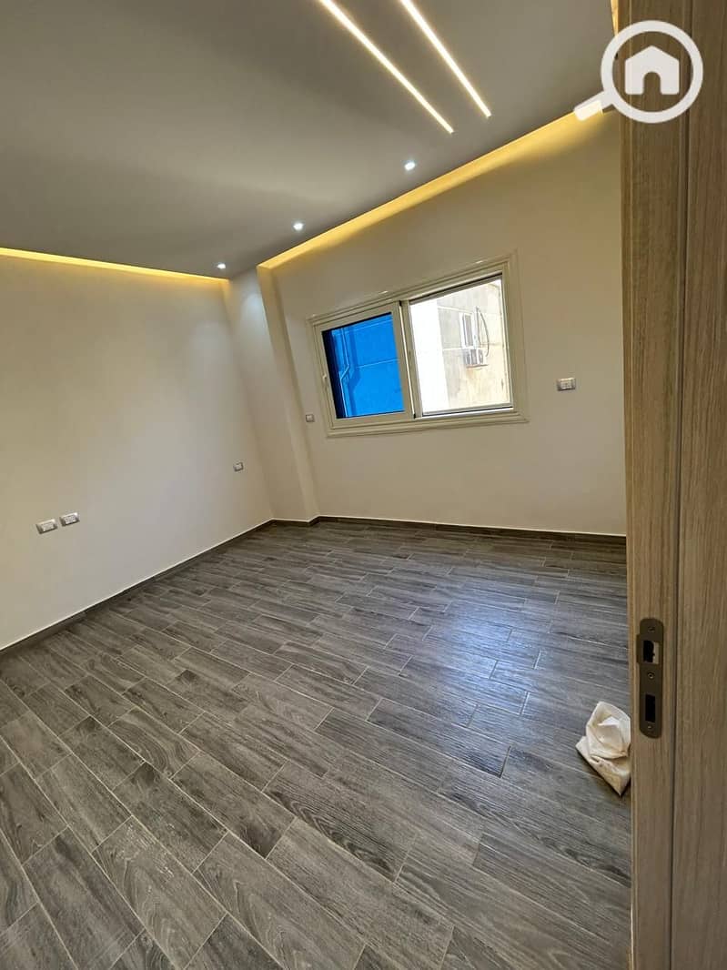 3 WhatsApp Image 2025-11-18 at 11.51. 58_70389e81. jpg