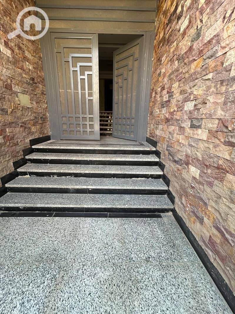 8 WhatsApp Image 2025-11-18 at 11.52. 02_e427b45d. jpg