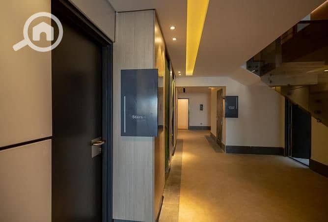 7 3880498-c3f41o. jpg