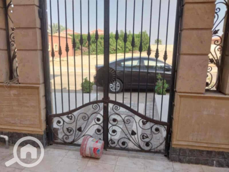 7 2540cd49-cd87-41c7-b1d2-582136b5a49c. jpg