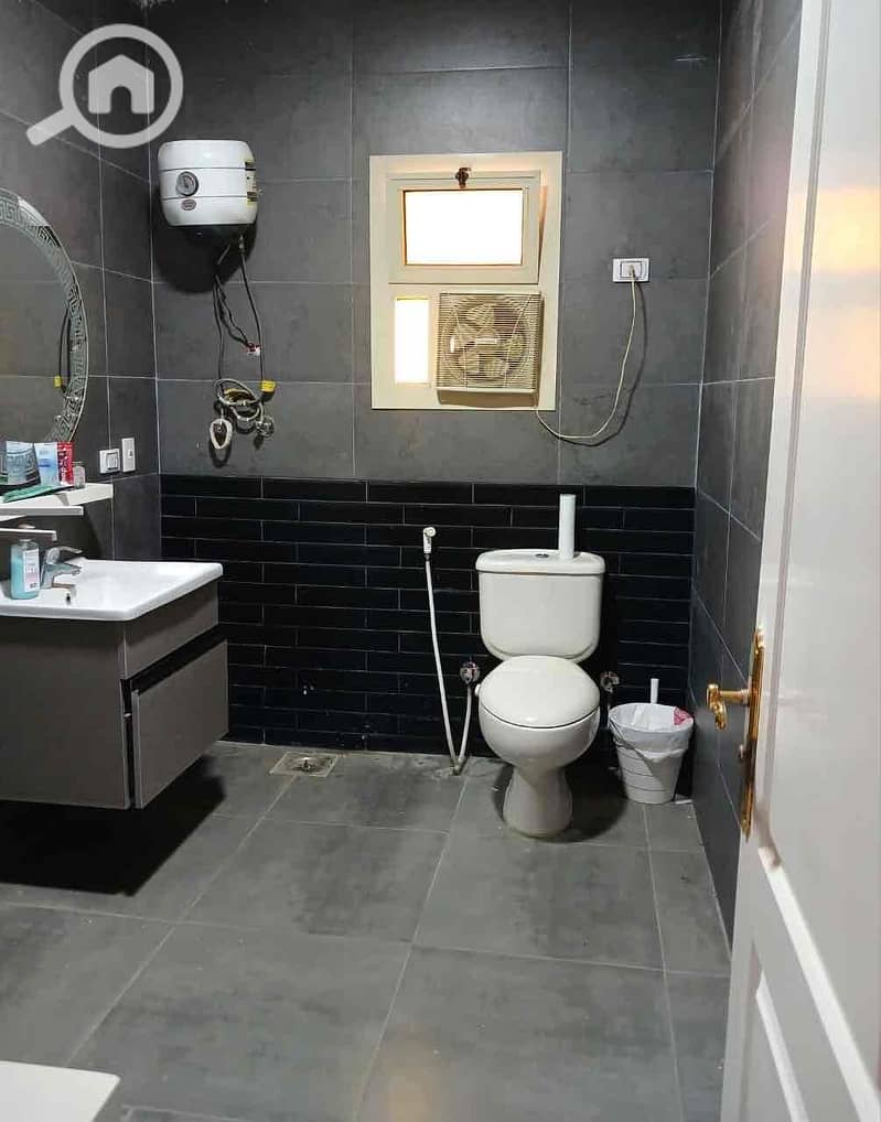 21 ff55fdee-a8e6-46ba-9b0e-6615880e219d. jpg