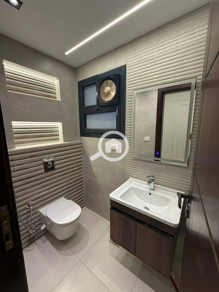 7 557650716_122200249208291378_4432726081505590715_n. jpg