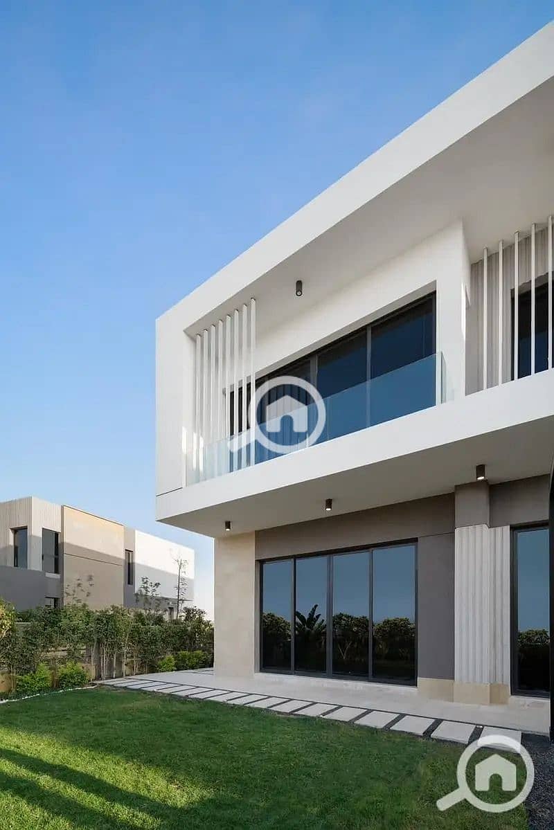 10 WhatsApp Image 2025-11-05 at 13.41. 48_a5553299. jpg