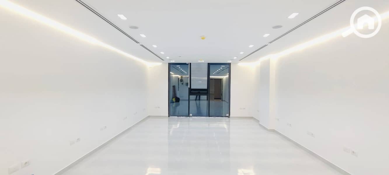 3 WhatsApp Image 2025-11-18 at 12.22. 59_097b7811. jpg