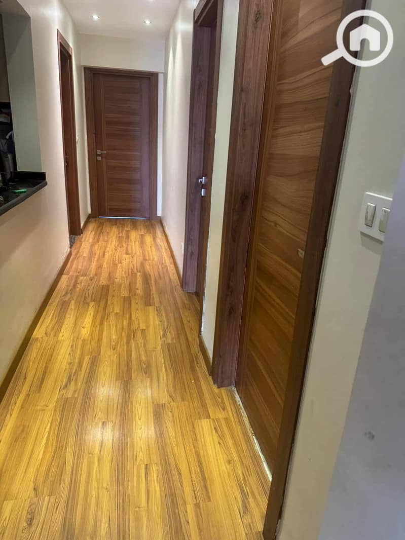 4 62aa6363-25e9-4d5e-b8f6-492360d8af46. jpg