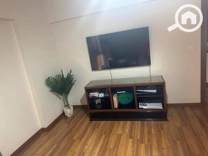 9 6f345a57-e6ed-461d-abd2-2ade8548c715. jpg