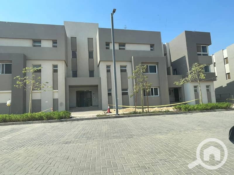 10 WhatsApp Image 2024-12-09 at 16.24. 36_5fa7ee30. jpg