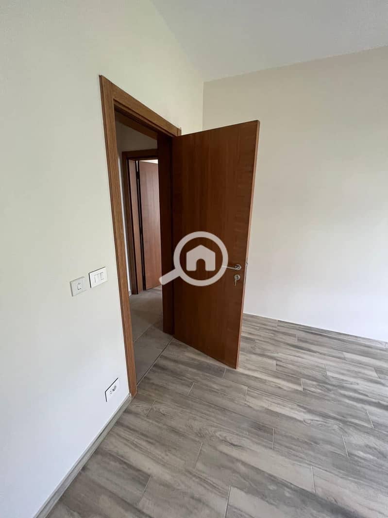 10 WhatsApp Image 2022-04-26 at 10.14. 46 PM. jpeg