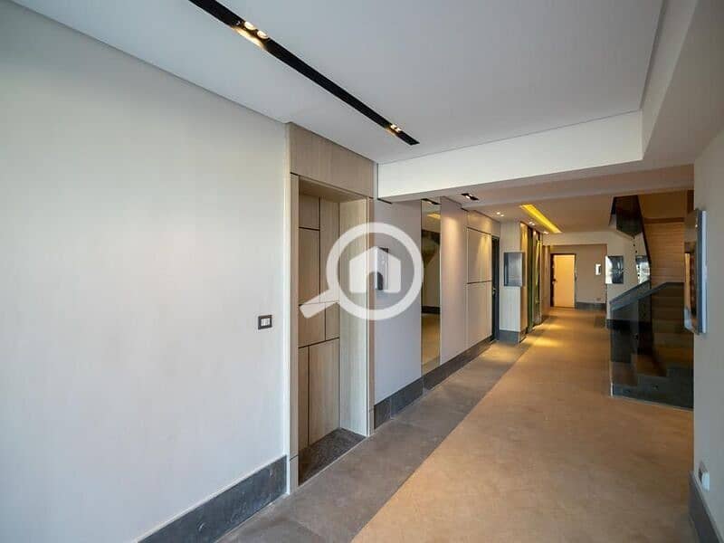 10 WhatsApp Image 2025-11-02 at 17.43. 09_6a67de73. jpg