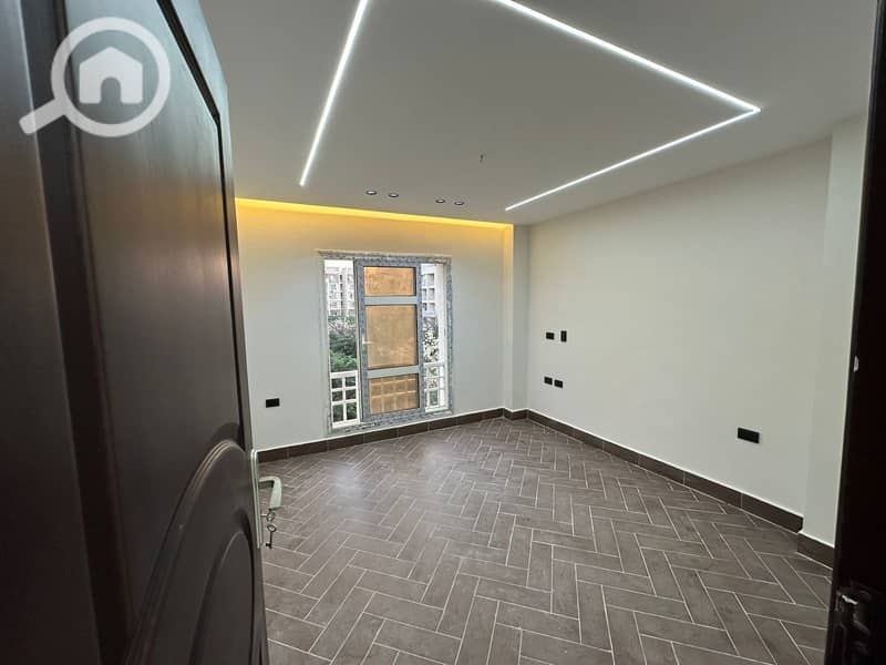 6 WhatsApp Image 2025-11-17 at 5.25. 16 PM (3). jpeg