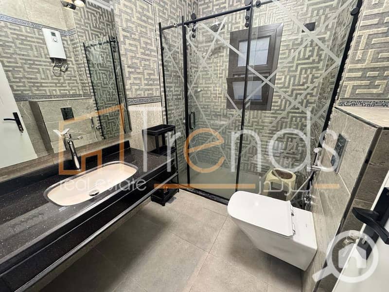 4 WhatsApp Image 2025-11-18 at 12.30. 32 (8). jpeg