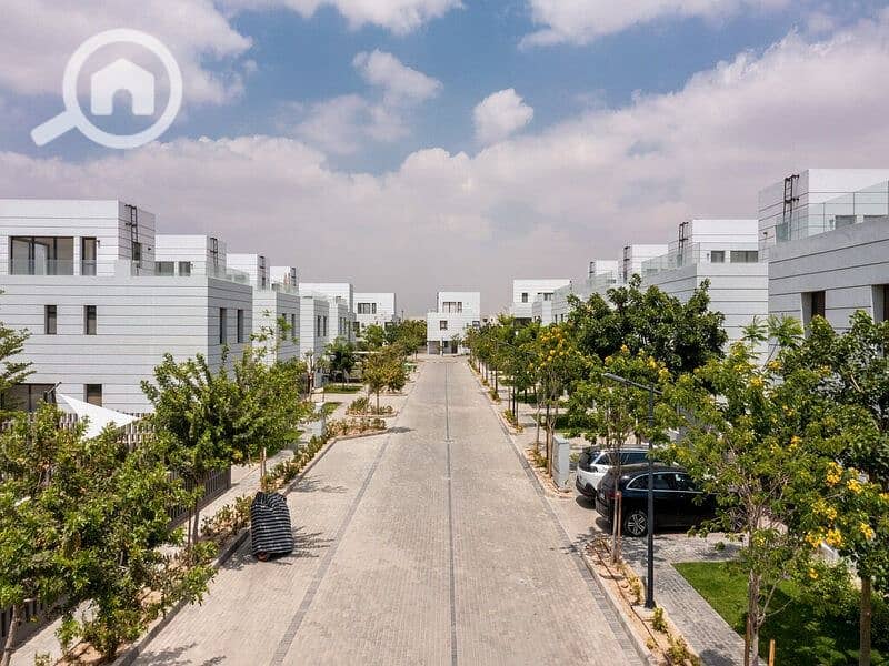 9 WhatsApp Image 2025-11-02 at 17.39. 43_d684a51a. jpg