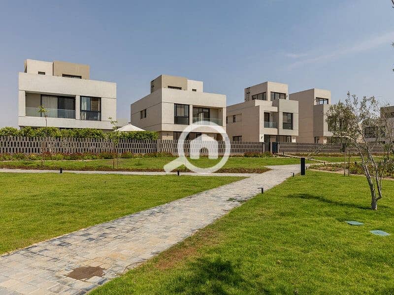 2 WhatsApp Image 2025-11-02 at 17.39. 37_011fdb48. jpg