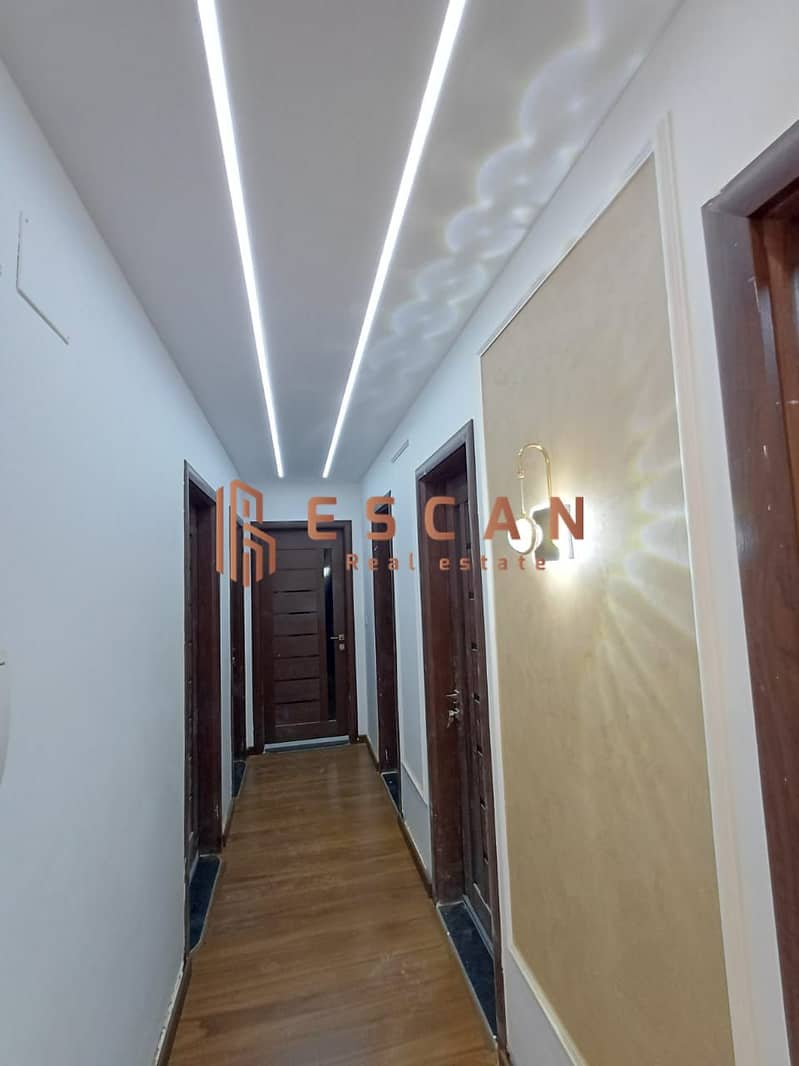 11 U742202 (13). jpg