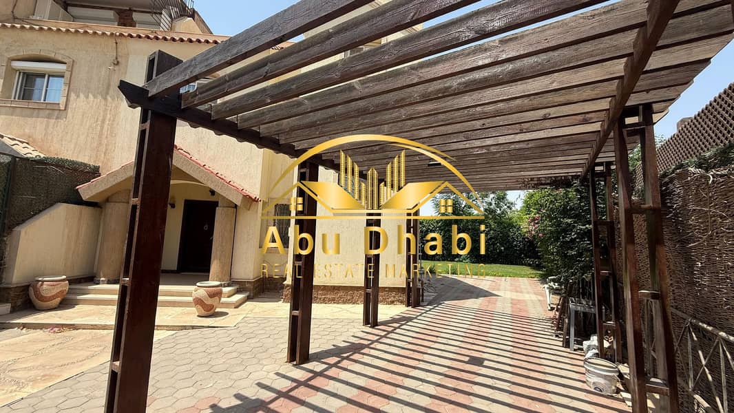 13 539613264_122164897544786342_8948950544077135061_n. jpg