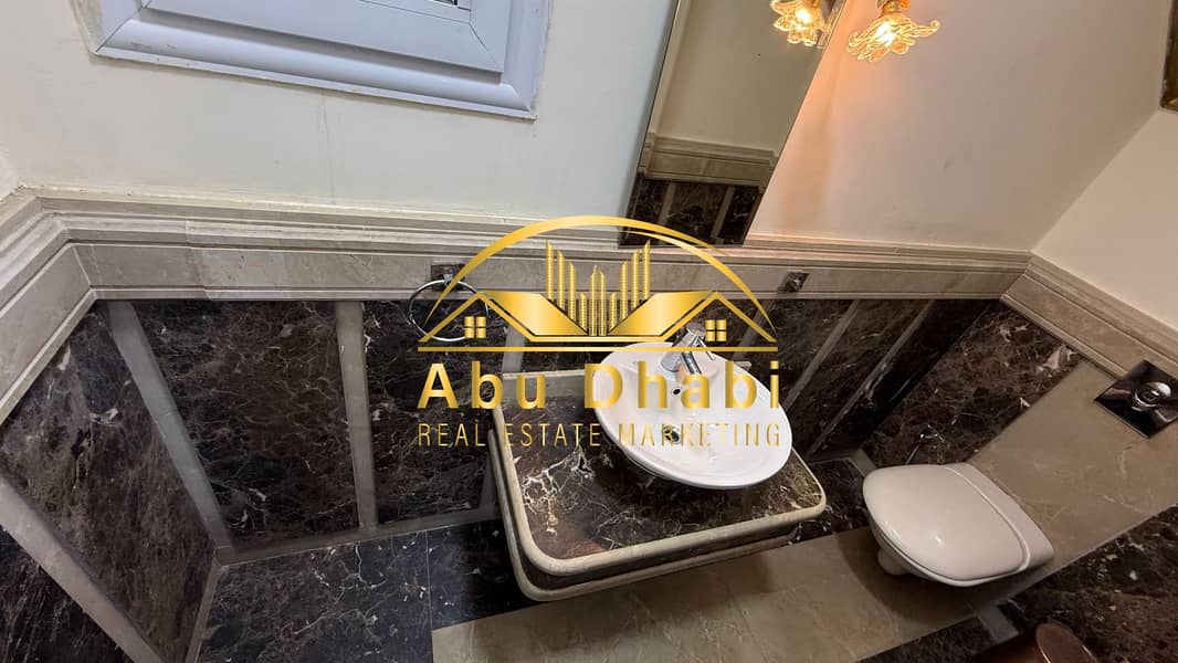 19 514280045_122164897688786342_7783677602869144619_n. jpg