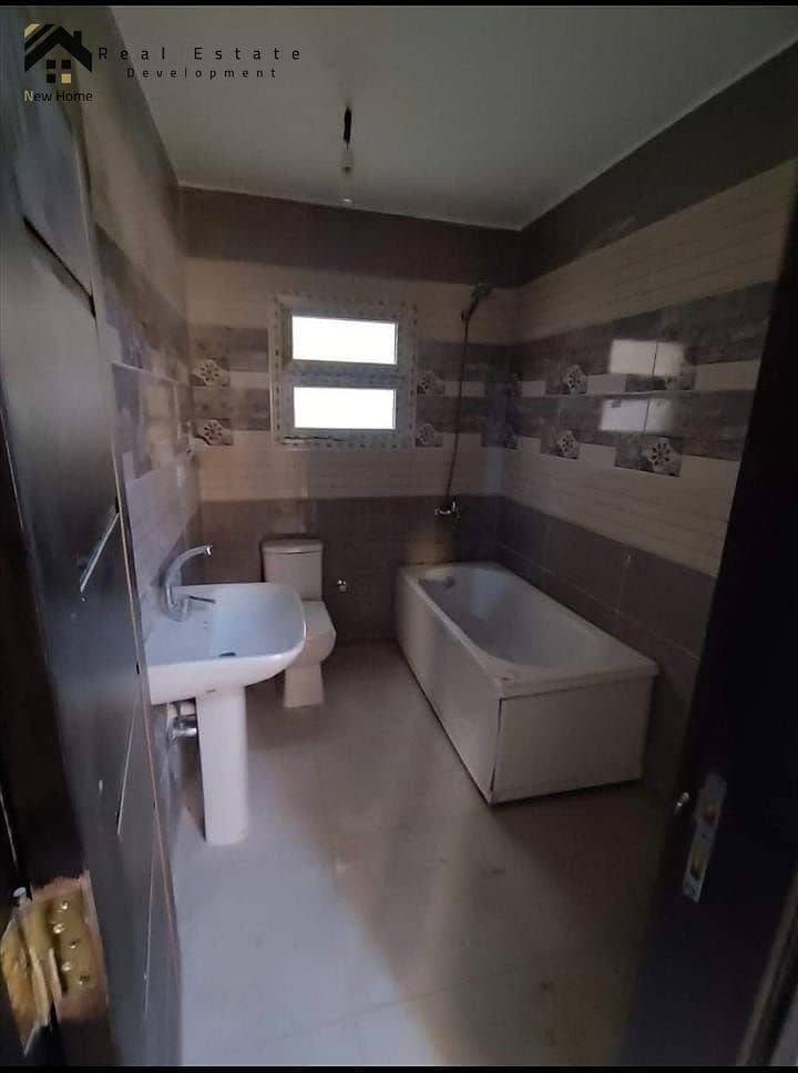 6 WhatsApp Image 2025-11-18 at 14.03. 55_38baf0cb. jpg