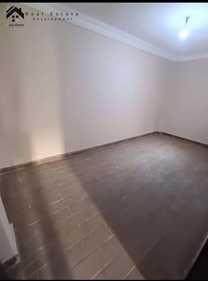 14 WhatsApp Image 2025-11-18 at 14.03. 57_e5a4b6ae. jpg