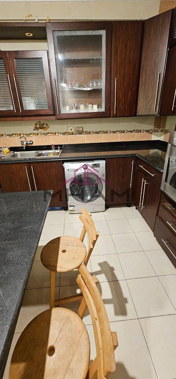 10 photo_5825672956191902748_y. jpg