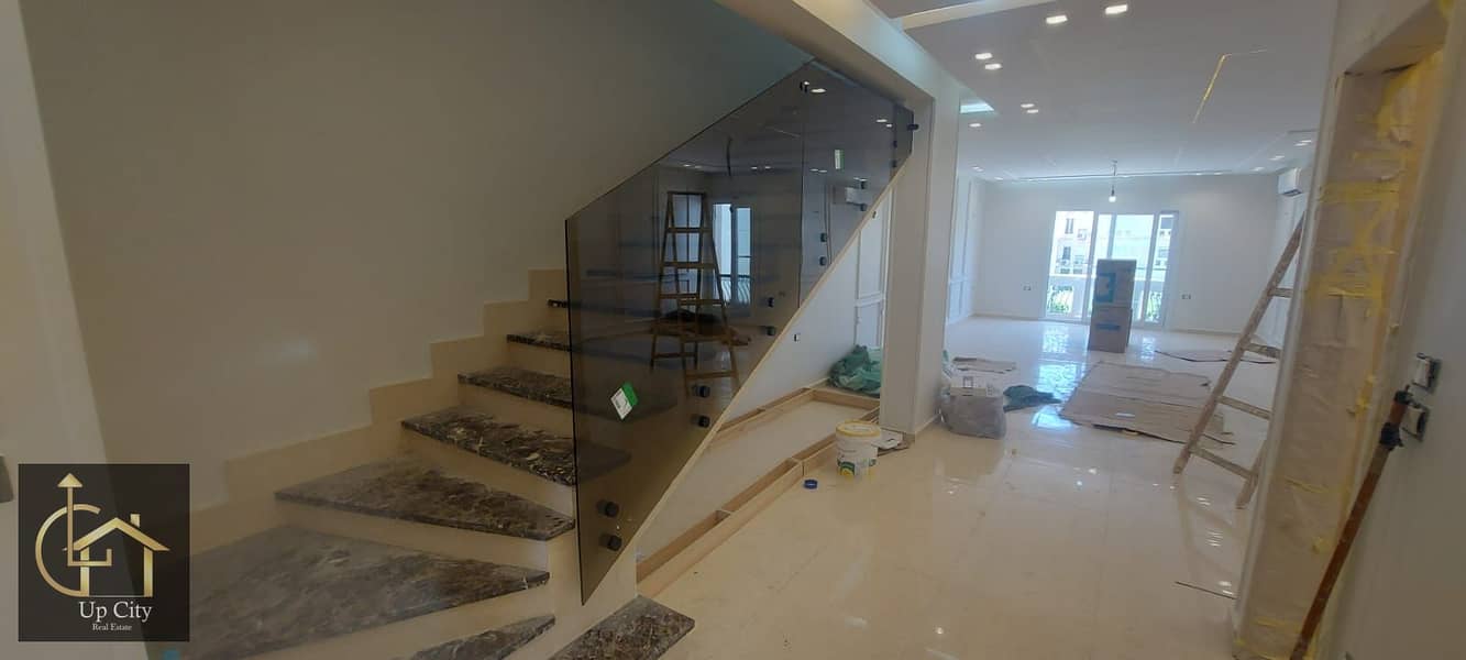 5 WhatsApp Image 2025-11-01 at 14.44. 00 (1). jpeg