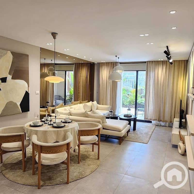 8b9b4f1c-c615-4b4d-a2d8-ad3fa201c48c. jpg