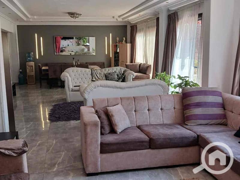 14 8602df19-ca26-4617-a0e0-79ab1ac46d0a. jpg