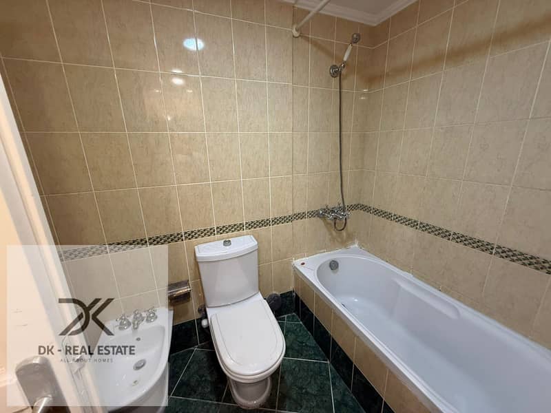 10 WhatsApp Image 2025-11-17 at 4.04. 44 PM. jpeg