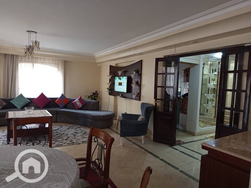 2 6da80793-6fcc-4913-b01d-9f66d0f8f4e3. jpeg