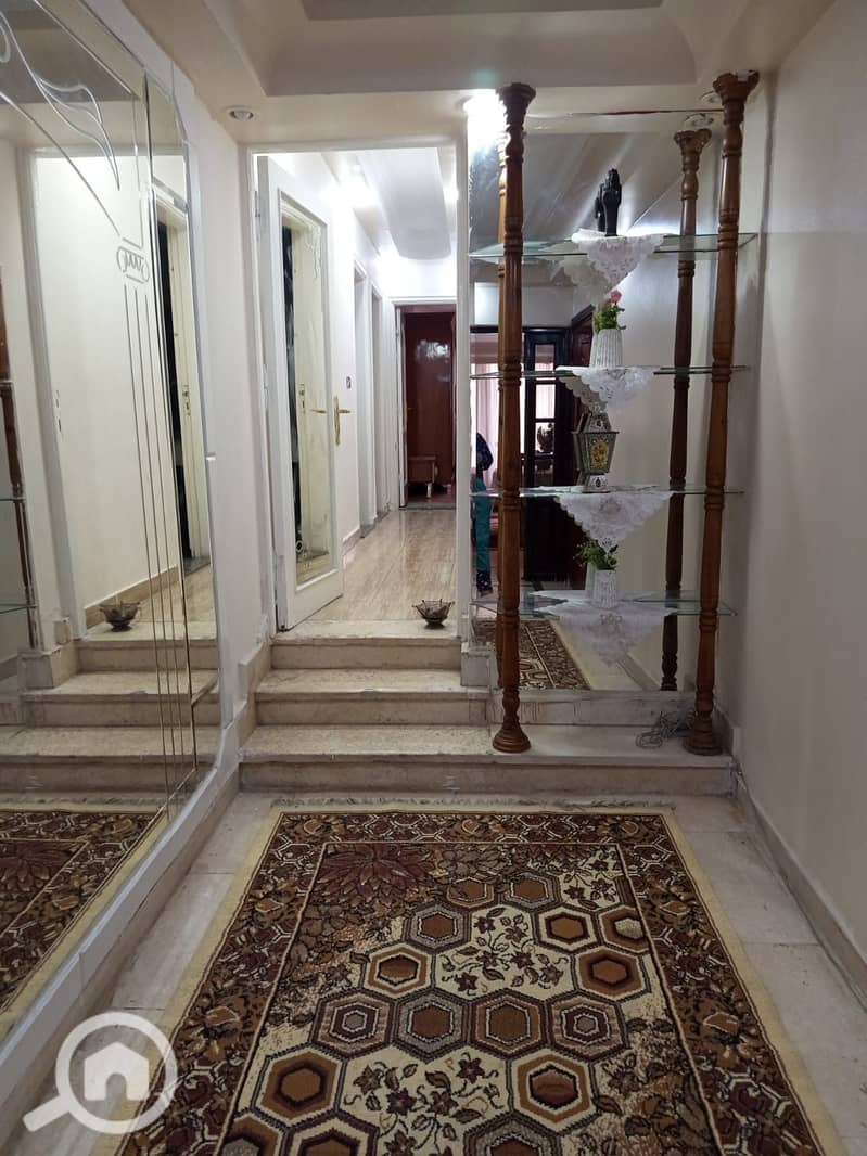 4 57730544-3b3a-467b-94f8-a42367ec375d. jpeg