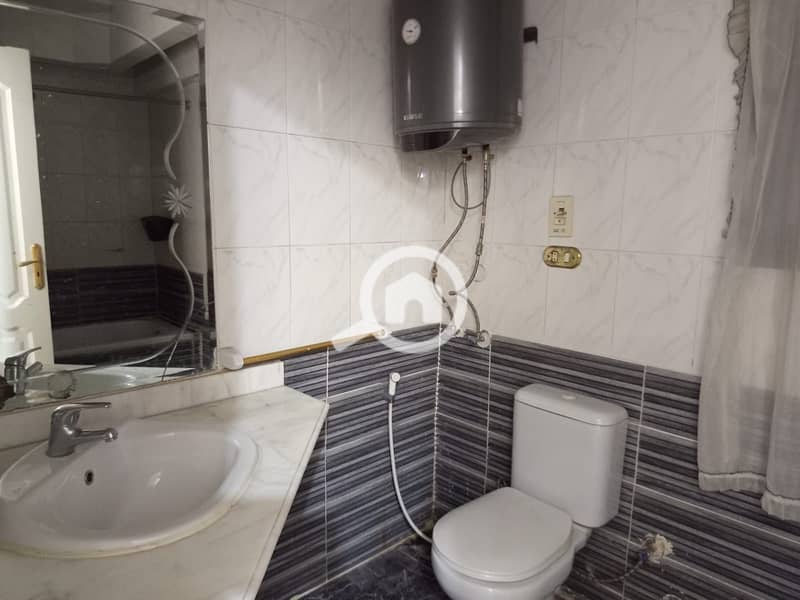 5 2bb25a1f-a04f-47a6-9205-f41067f49dc6. jpeg