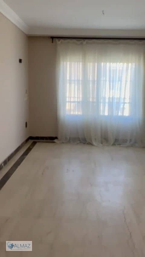 4 WhatsApp Image 2025-11-18 at 4.38. 13 PM (2). jpeg