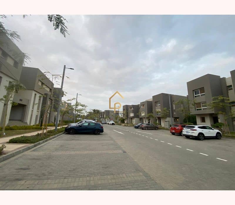 11 WhatsApp Image 2024-11-25 at 7.58. 22 PM. jpg