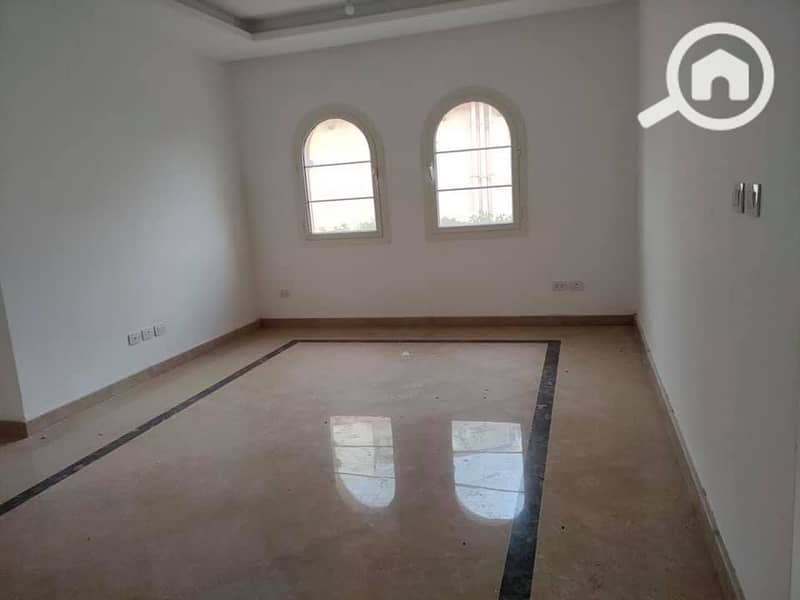 13 153944083_922258578566392_5022098873614407774_n. jpg