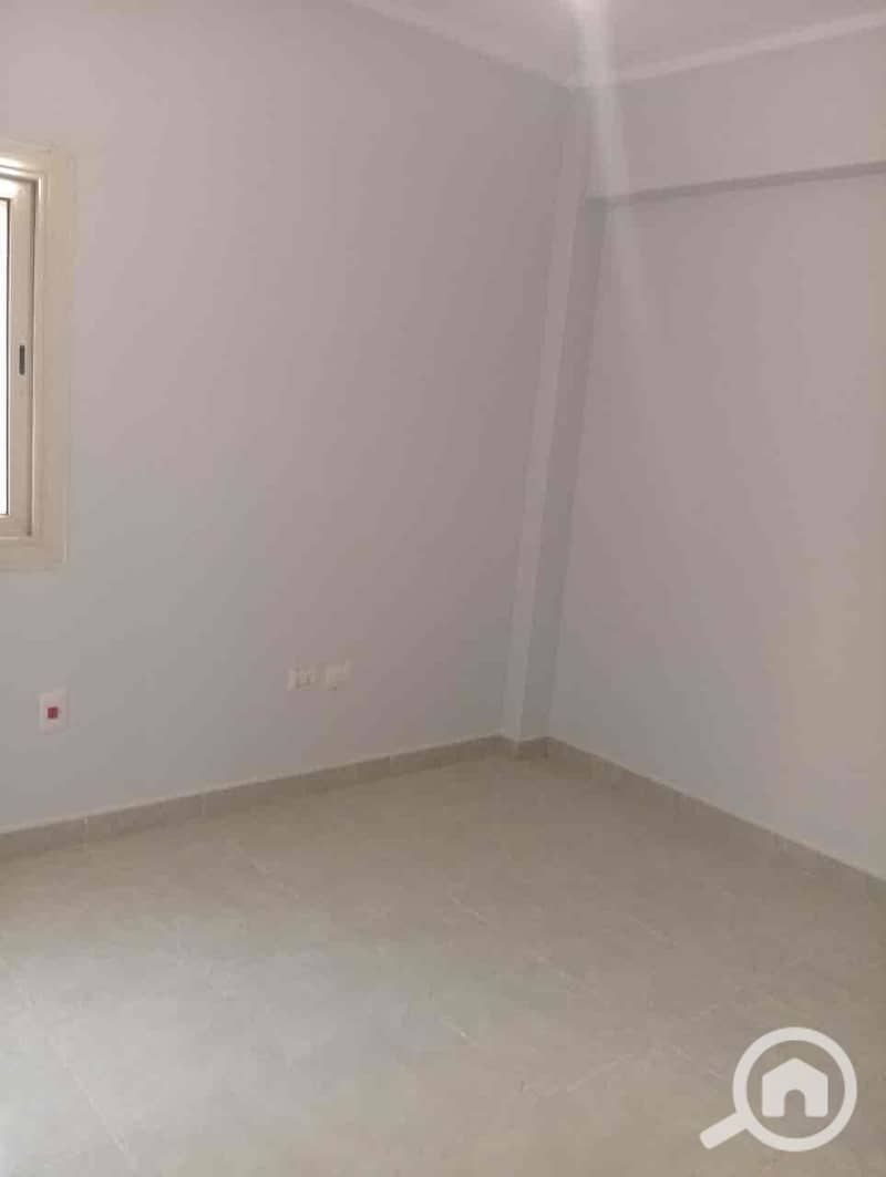 5 8e2e6941-1f26-425f-9dc2-b43e237f5d5a. jpg