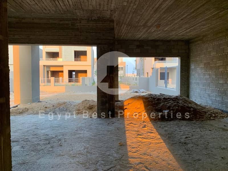 5 6adc7866-5b89-4f04-b483-e985441b31b5. jpeg