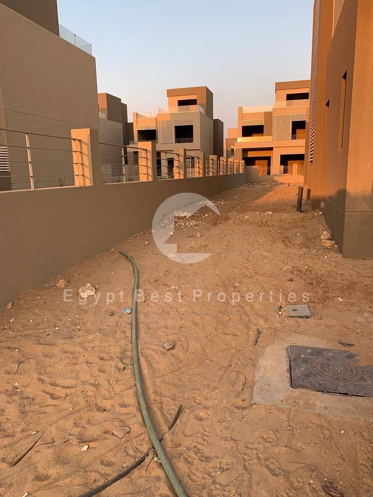 7 61ac0d36-fd90-43d2-a90d-89dd0cfde88d. jpeg