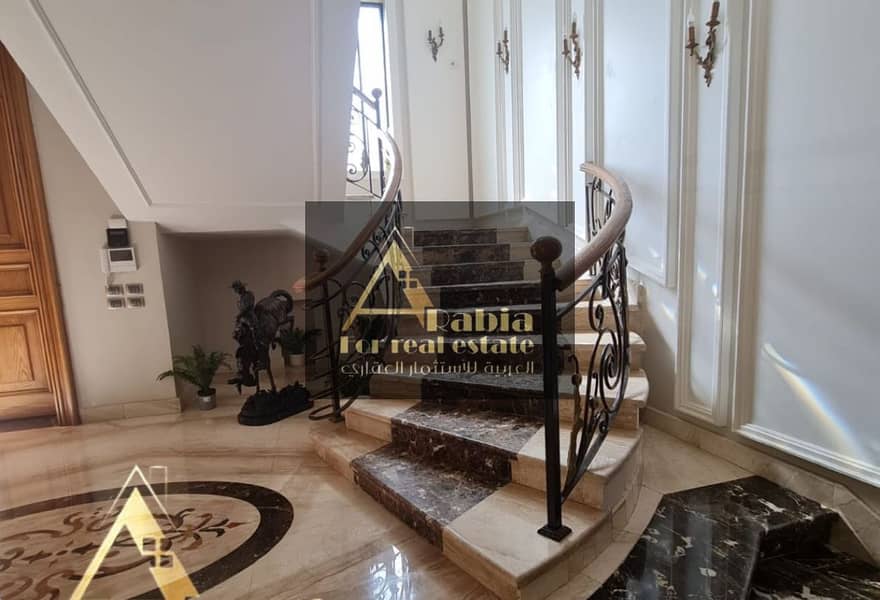 5 526a10ca-8e94-4bcf-89f5-c0bf93e617be. jpg