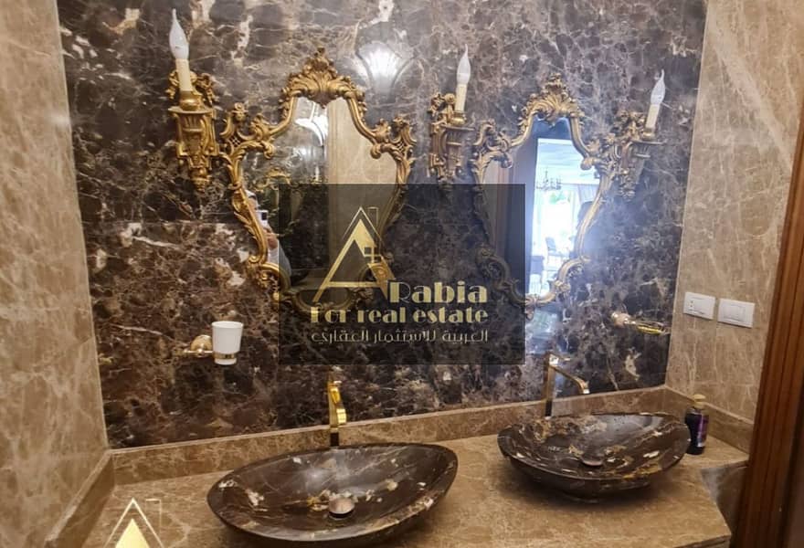 9 c555b85f-e122-446a-930b-bc9d6e064842. jpg