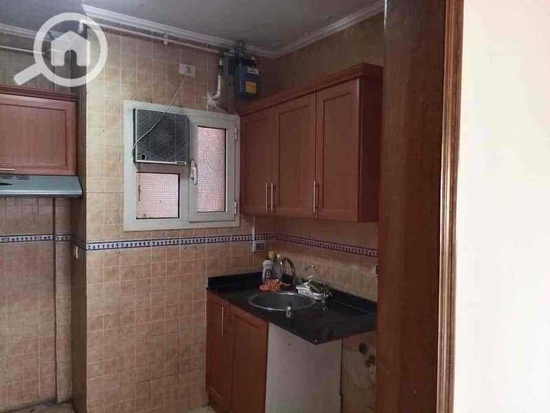 10 7e397f7e-0225-49dc-a1b3-84db6f7f919d. jpg