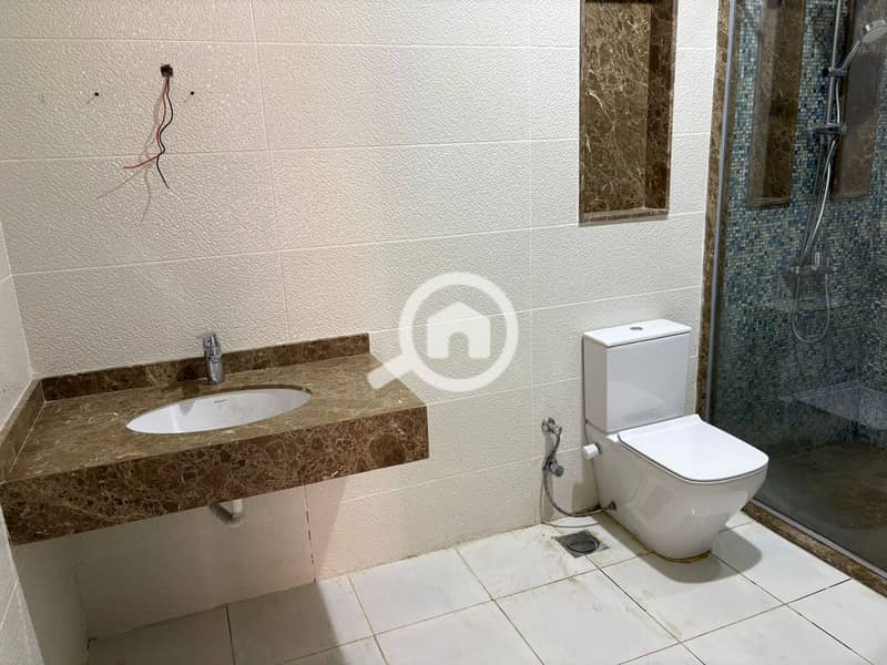 8 WhatsApp Image 2025-11-13 at 3.40. 25 PM (4). jpeg